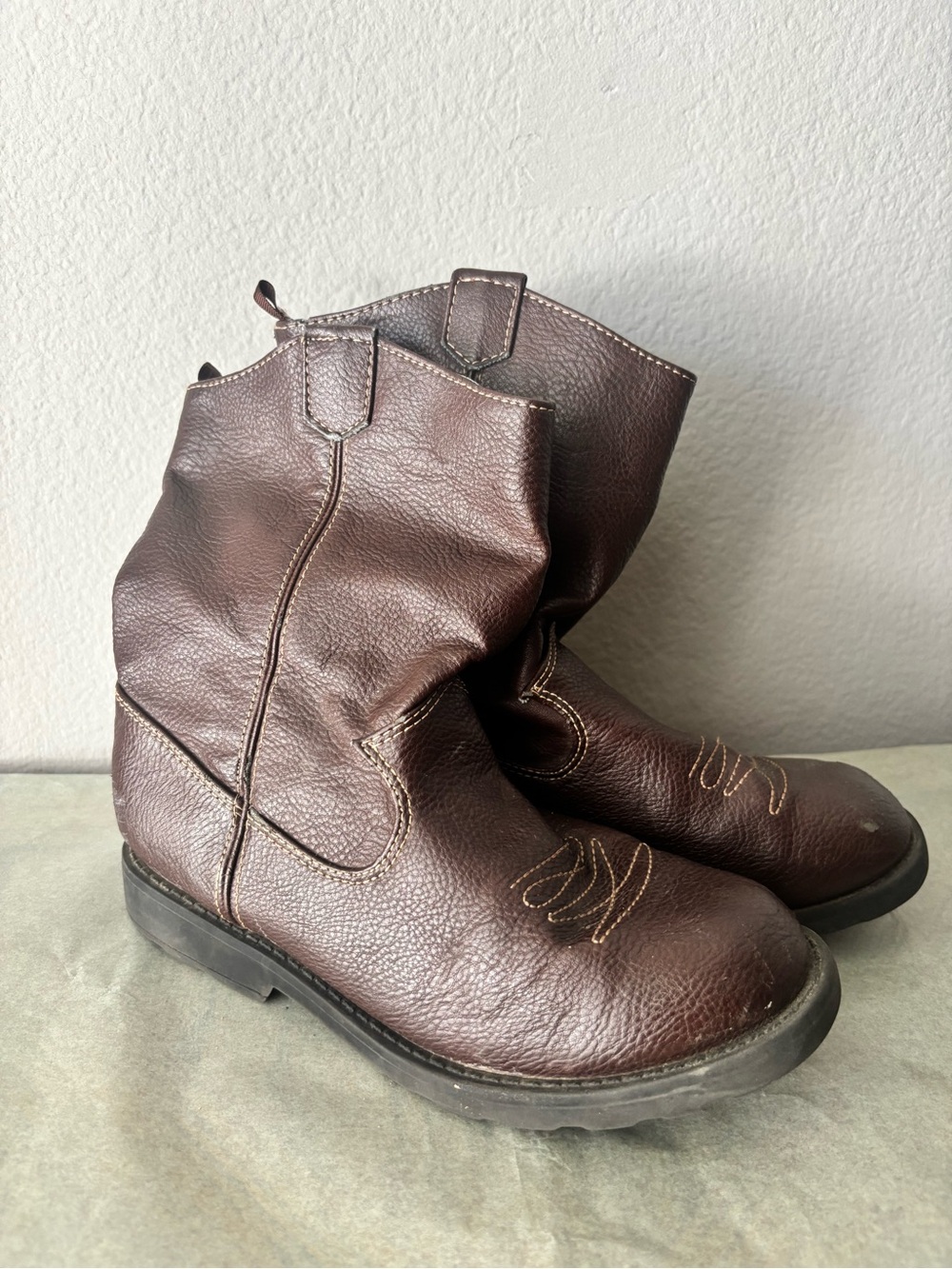 KIDS 1 Brown Western-Style Slip-On Boots